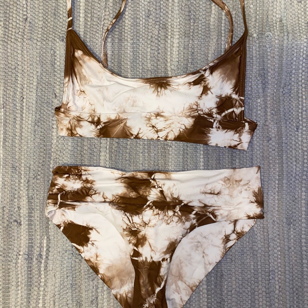 Frankies Bikini Gio Brownie Tie Dye set